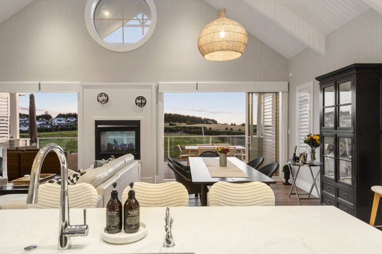 Photo of property in 88 Voyager Drive, Gulf Harbour, Whangaparaoa, 0930