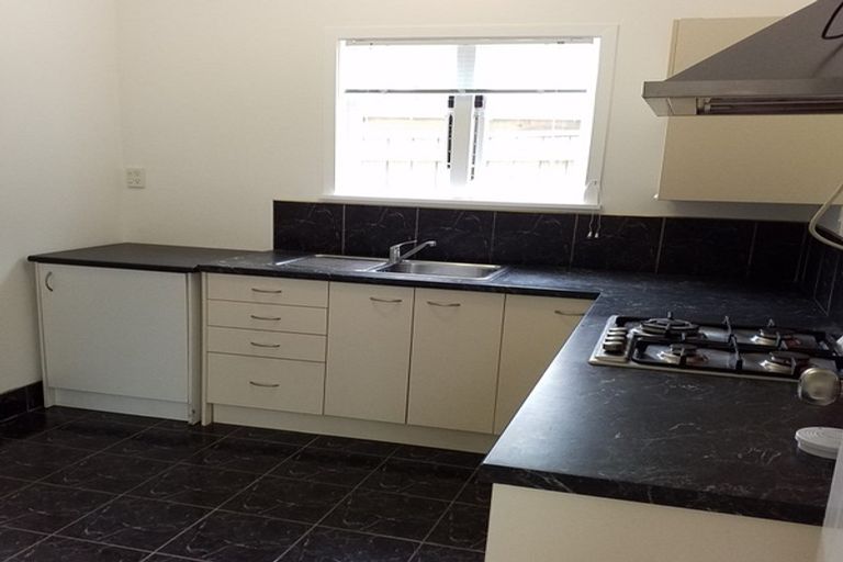 Photo of property in 108 The Parade, Island Bay, Wellington, 6023