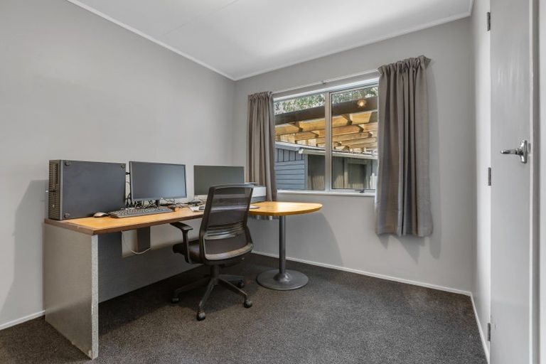 Photo of property in 2/23 Tahurangi Place, Spotswood, New Plymouth, 4310