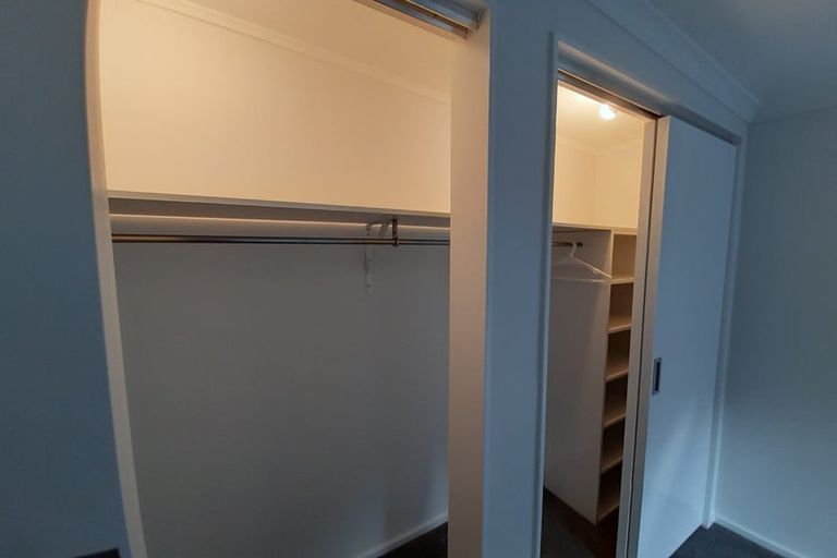 Photo of property in 31 Percy Dyett Drive, Karori, Wellington, 6012