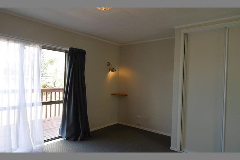 Photo of property in 52 Jandell Crescent, Bucklands Beach, Auckland, 2014