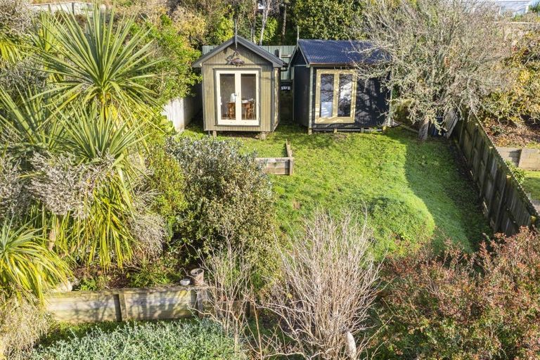 Photo of property in 18 Mitchell Street, Brooklyn, Wellington, 6021