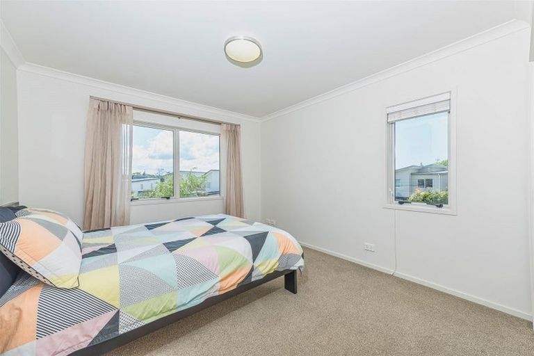 Photo of property in 62 Station Street, Hobsonville, Auckland, 0616