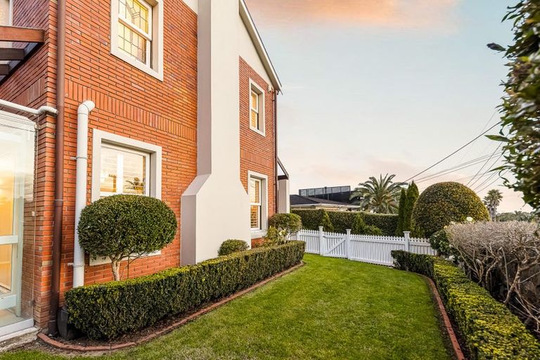 Photo of property in 8 Hororata Road, Hauraki, Auckland, 0622