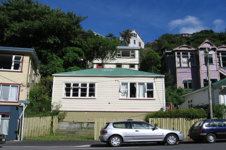 Photo of property in 2 Entrance Street, Aro Valley, Wellington, 6012