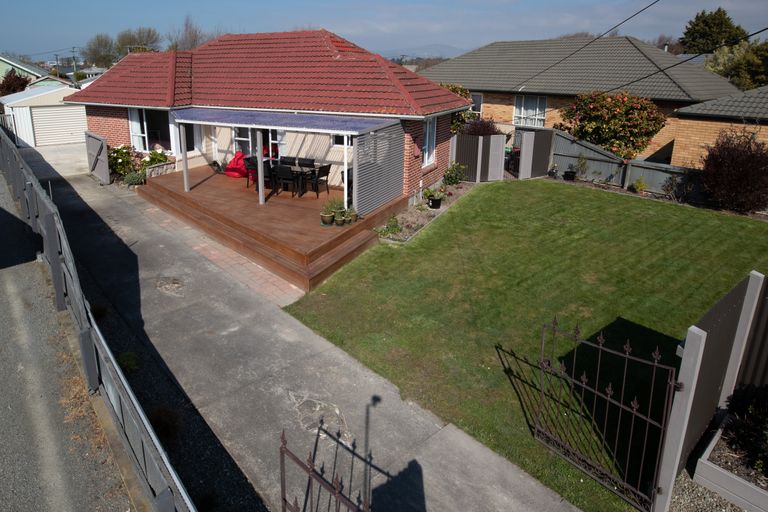 Photo of property in 26 Pembroke Street, Avondale, Christchurch, 8061