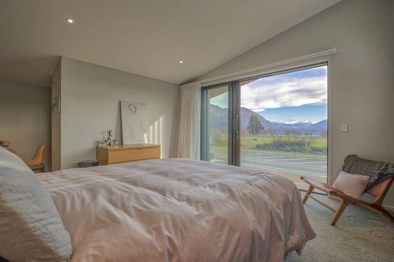 Photo of property in 35 Roche Street, Wanaka, 9305