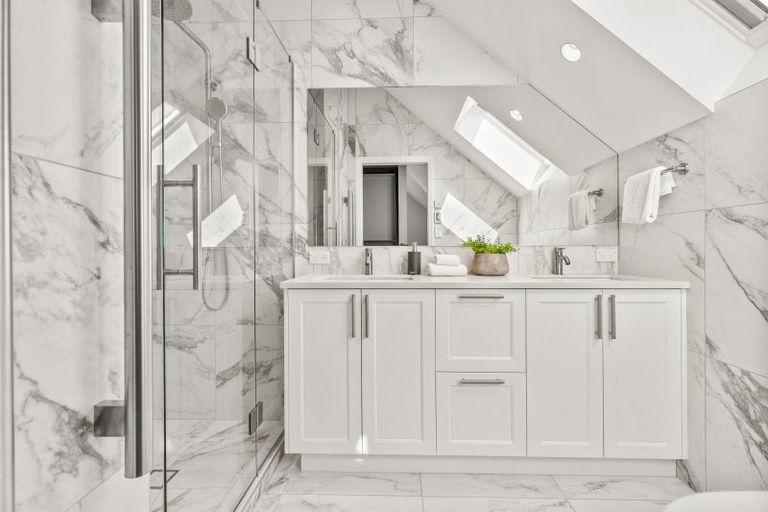 Photo of property in 6 Emily Lane, Greenhithe, Auckland, 0632