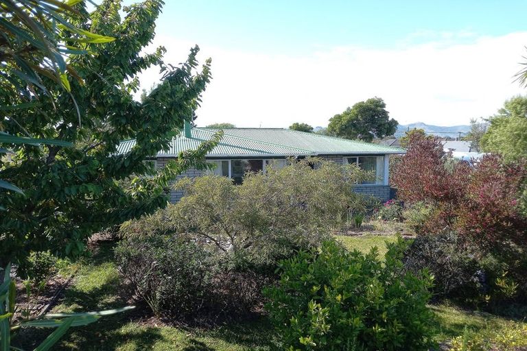 Photo of property in 96 Marlow Road, Aranui, Christchurch, 8061