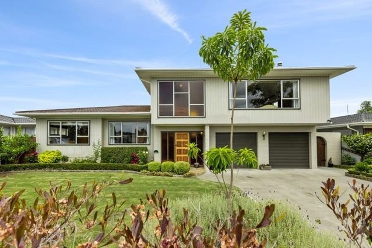 Photo of property in 25 Laurent Place, Greenmeadows, Napier, 4112