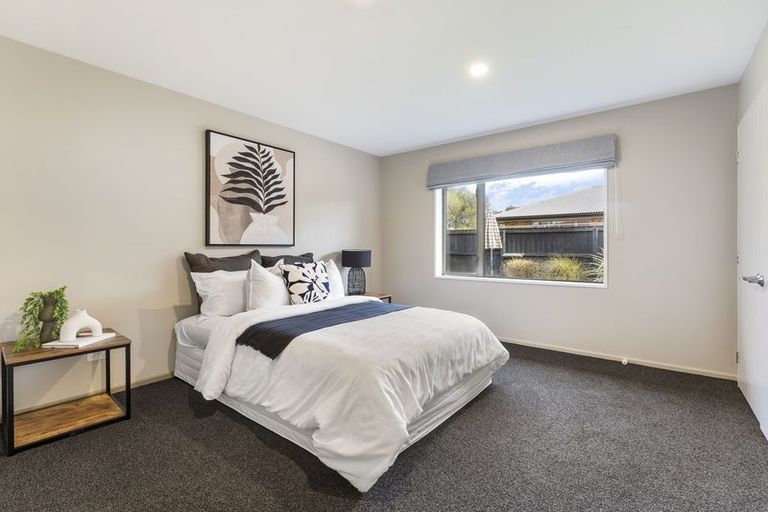 Photo of property in 3 Evergreen Place, Parklands, Christchurch, 8083