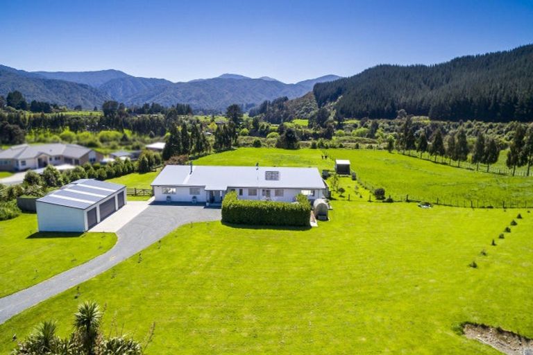 Photo of property in 80b Gilbert Road, Kaitoke, Upper Hutt, 5018