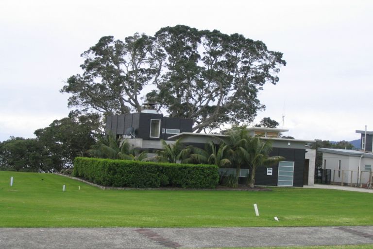 Photo of property in 32 Bayside Drive, Coopers Beach, 0420