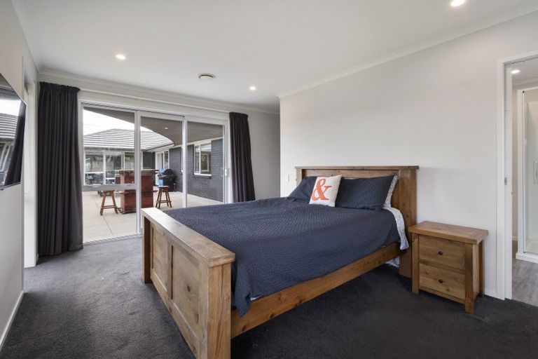 Photo of property in 11 Landon Way, Maewa, Feilding, 4702