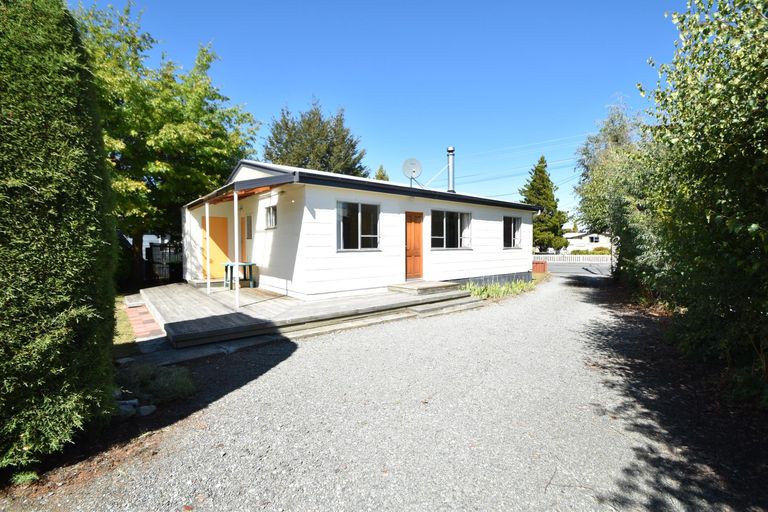 Photo of property in 140 Mackenzie Drive, Twizel, 7901