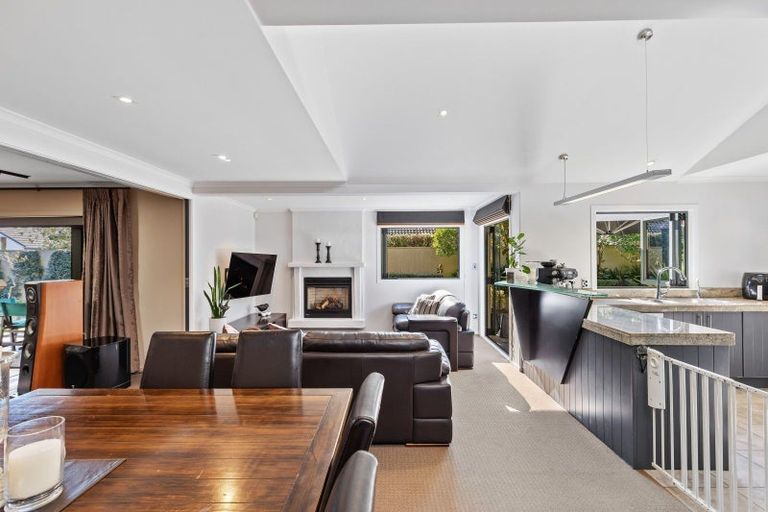 Photo of property in 12 Pascal Place, Flagstaff, Hamilton, 3210