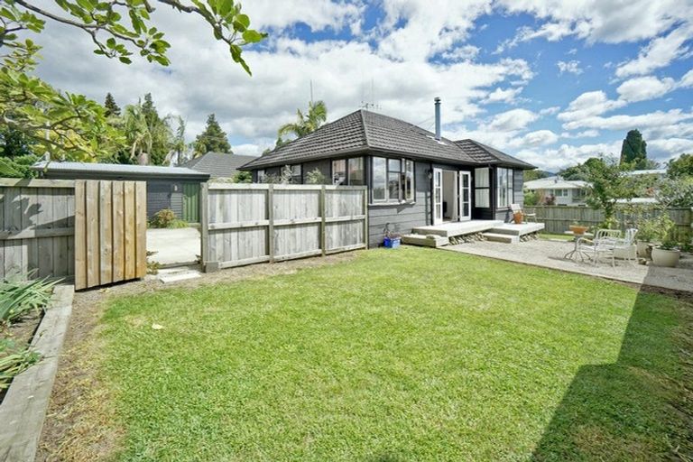 Photo of property in 10 Lenihan Drive, Te Puke, 3119