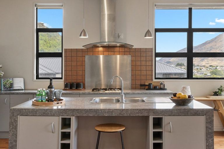 Photo of property in 25a Marina Drive, Frankton, Queenstown, 9300