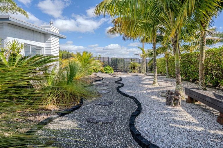 Photo of property in 10 Access Heights, Kerikeri, 0230