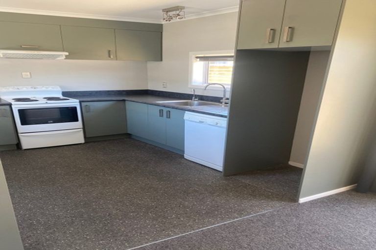 Photo of property in 212 Ngamotu Road, Spotswood, New Plymouth, 4310