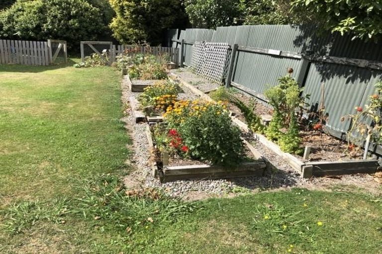 Photo of property in 7 Lifford Place, Awapuni, Palmerston North, 4412