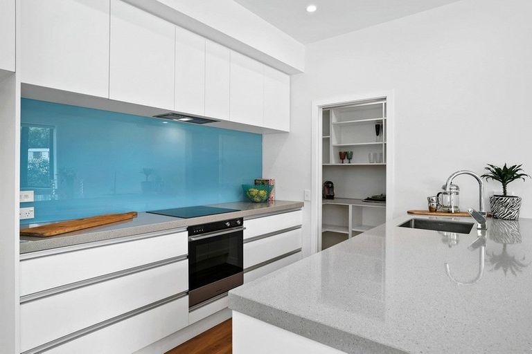 Photo of property in 137 Meadowstone Drive, Wanaka, 9305