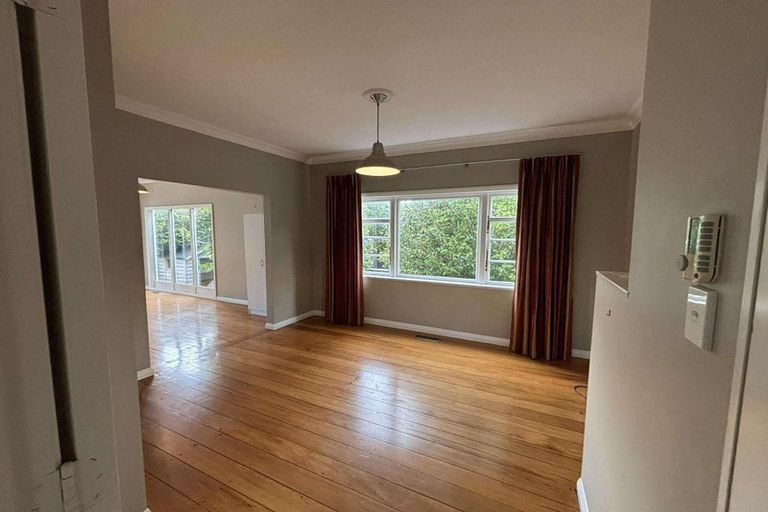 Photo of property in 72 Cashmere Avenue, Khandallah, Wellington, 6035