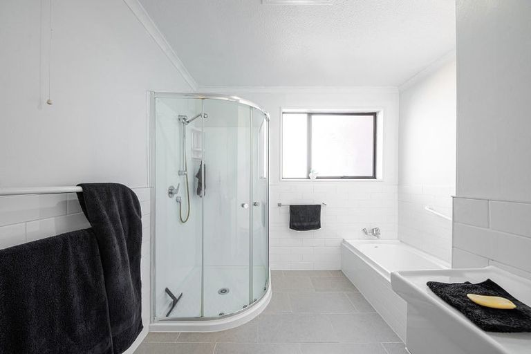 Photo of property in 156 Sawyers Arms Road, Northcote, Christchurch, 8052