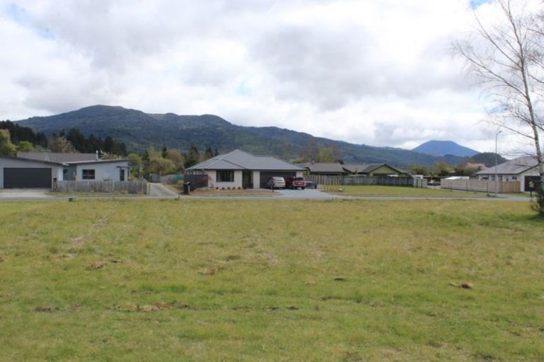 Photo of property in 11 Ngahana Place, Turangi, 3334