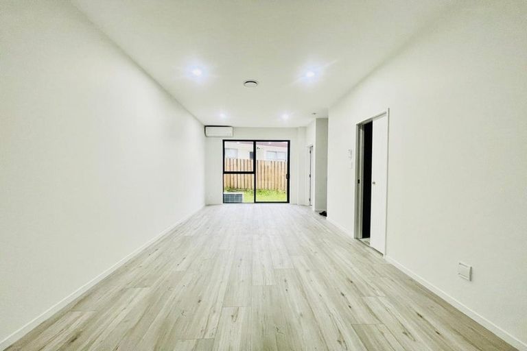 Photo of property in 18b Addington Avenue, Manurewa, Auckland, 2102