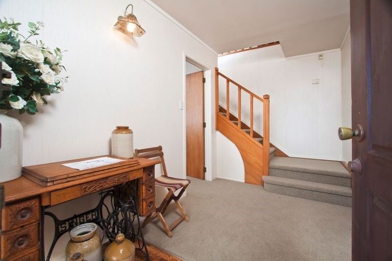 Photo of property in 26 Sunnyview Avenue, Shelly Park, Auckland, 2014