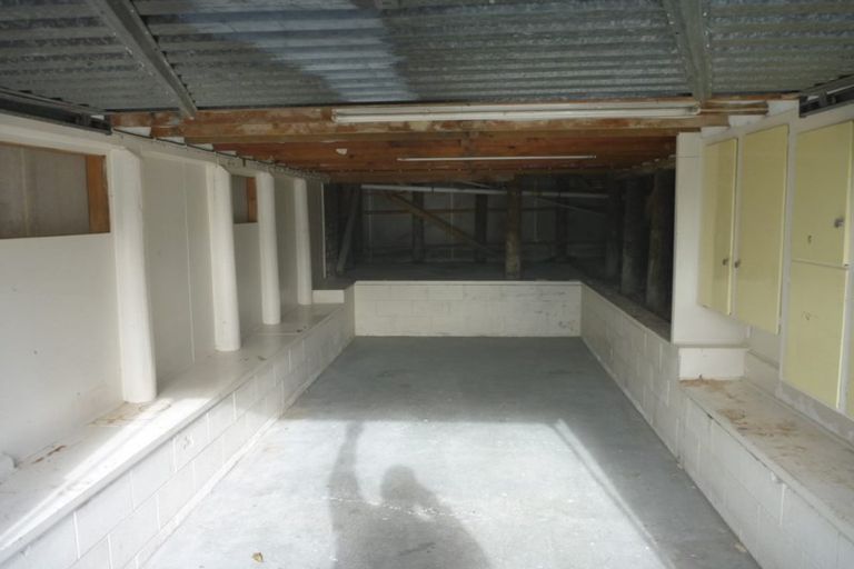 Photo of property in 76 Rosewarne Crescent, Glendene, Auckland, 0602