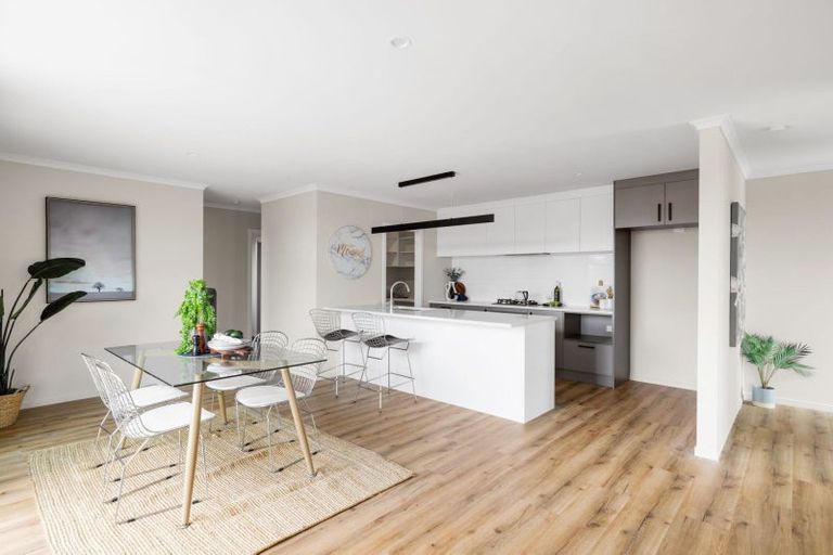 Photo of property in 54 Waruhia Crescent, Rototuna North, 3281