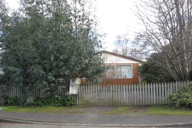 Photo of property in 19 Sutherland Street, Te Anau, 9600
