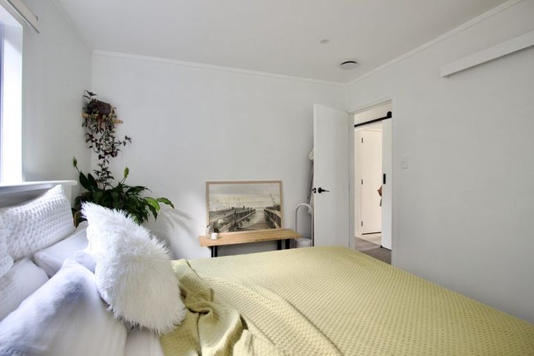 Photo of property in 6 Wiriana Place, Stanmore Bay, Whangaparaoa, 0932