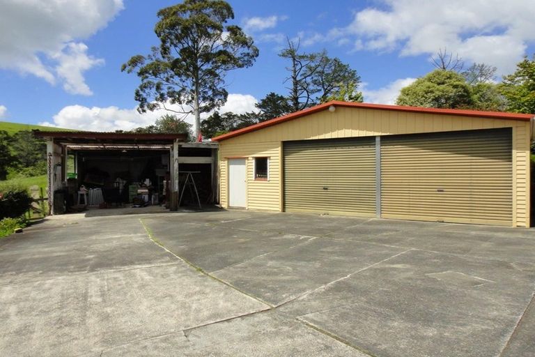 Photo of property in 931 State Highway 1, Oakleigh, Whangarei, 0171