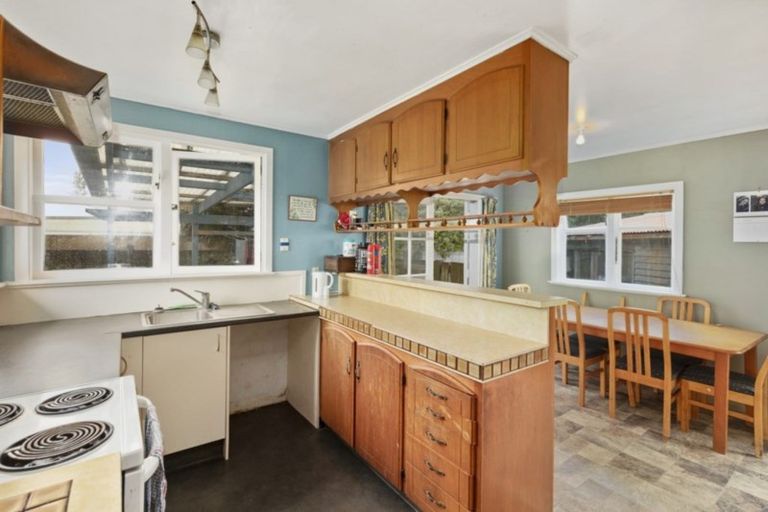 Photo of property in 22 Weka Grove, Elderslea, Upper Hutt, 5018