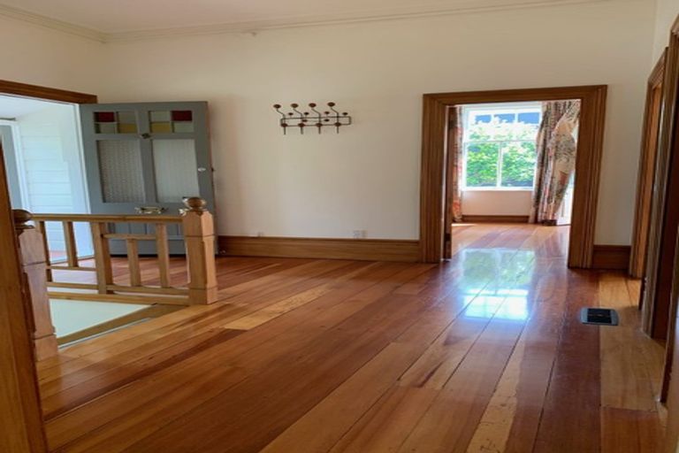 Photo of property in 21 Salamanca Road, Kelburn, Wellington, 6012