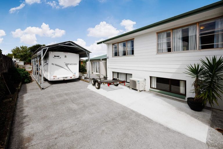 Photo of property in 22 Tatariki Street, Rosehill, Papakura, 2113