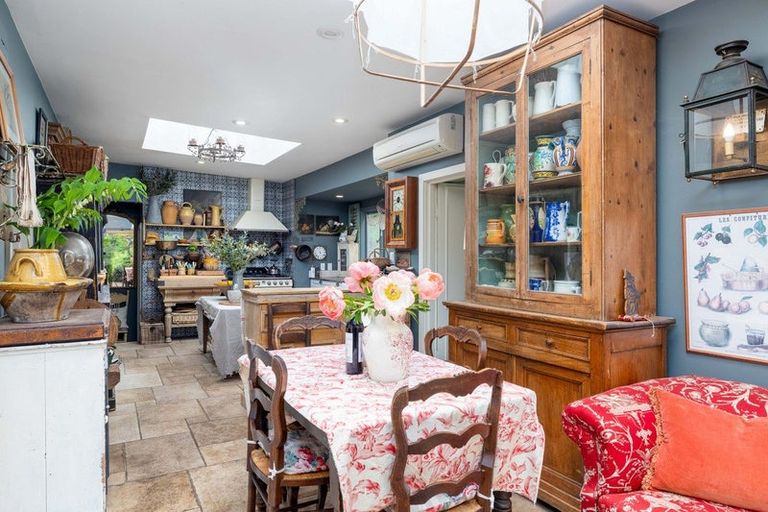 Photo of property in 33 Sandy Beach Road, Governors Bay, Lyttelton, 8971