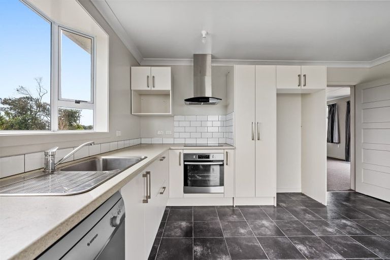 Photo of property in 1502 South Road, Manutahi, Patea, 4598