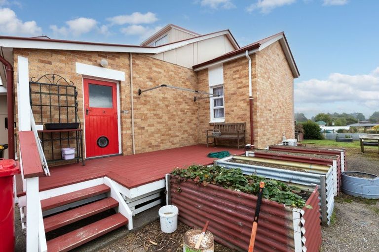 Photo of property in 77 Mclean Street, Woodville, 4920