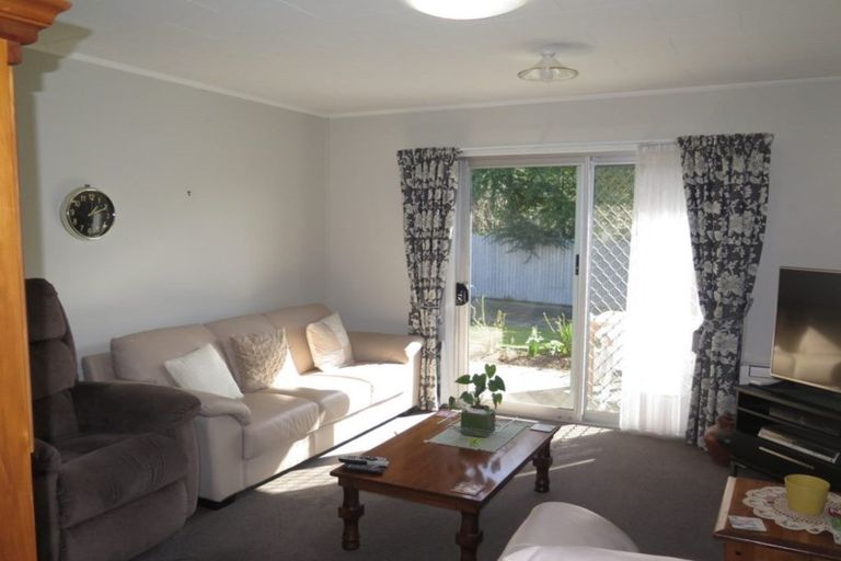 Photo of property in 2/39 Gleniti Road, Gleniti, Timaru, 7910