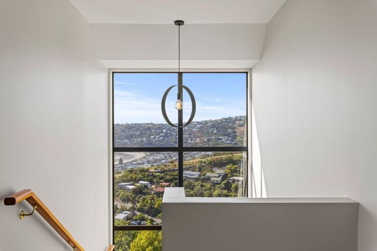 Photo of property in 133 Clifton Terrace, Clifton, Christchurch, 8081