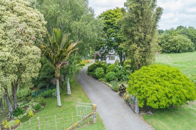 Photo of property in 37 Vista Road, Ohau, Levin, 5570