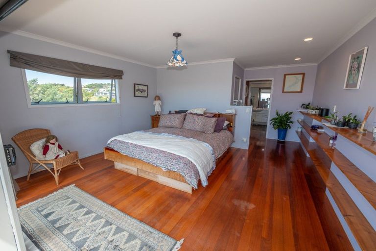 Photo of property in 43 Stratford Drive, Cable Bay, 0420