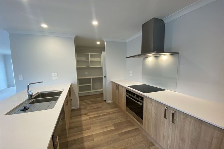 Photo of property in 16 William Paul Street, Cambridge, 3434