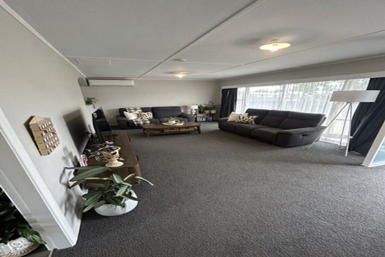 Photo of property in 56 Folkestone Drive, Flaxmere, Hastings, 4120