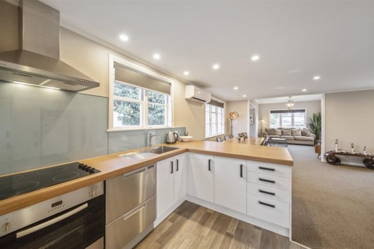 Photo of property in 38 Dixon Avenue, Hawera, 4610