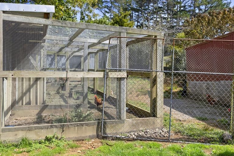 Photo of property in 768 Mountain Road, Lepperton, Inglewood, 4389